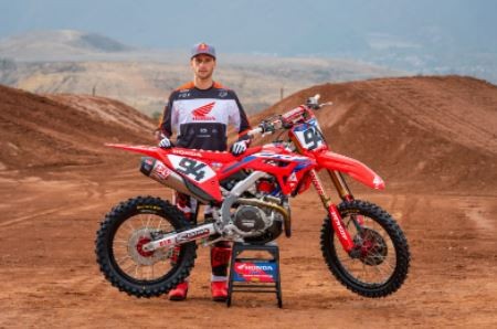 Roczen to Pause 2022 AMA Supercross Campaign